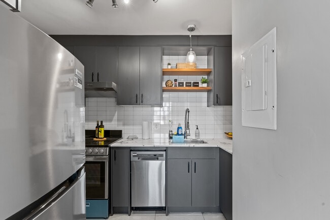 Photo - 2 Bedroom, 1 Bathroom newly renovated unit... Unit 8