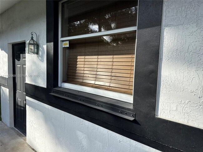 Photo - 15900 SW 54th Pl Unit 1