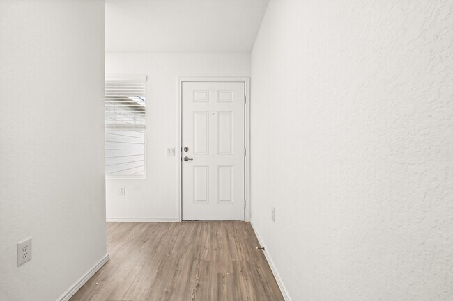 Photo - 10119 Ana Hts