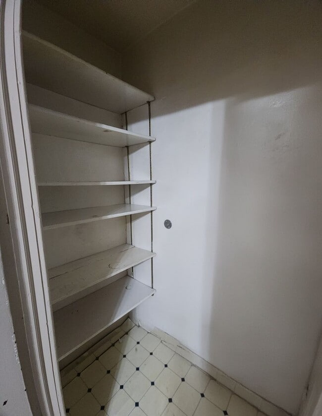 Photo - 1204 S Jefferson St Unit Upper