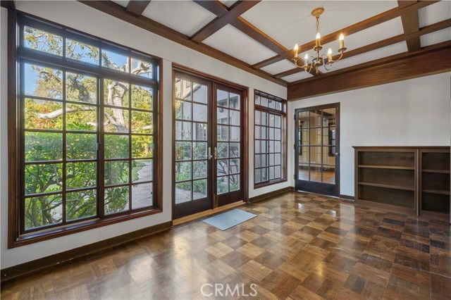 Photo - 1637 Don Carlos Ave