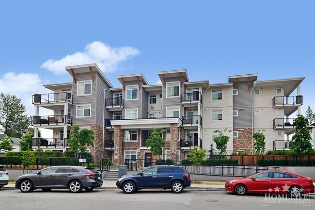 Building Photo - Top Floor 2 Bed Condo at Brydon Green – Langley Unit 411