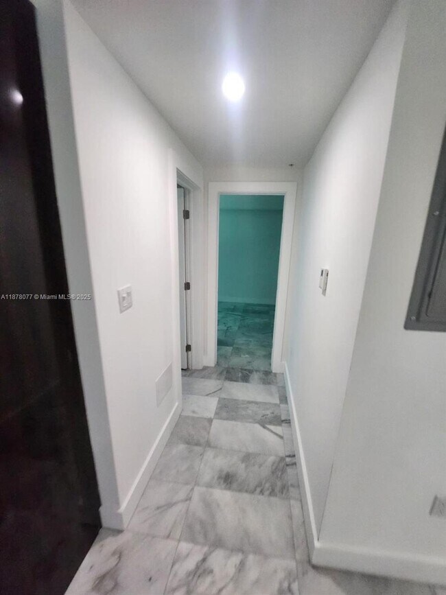 Photo - 1560 Drexel Ave Unit 207