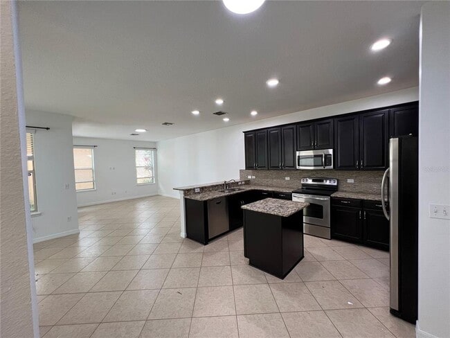 6526 Golden Dewdrop Trail