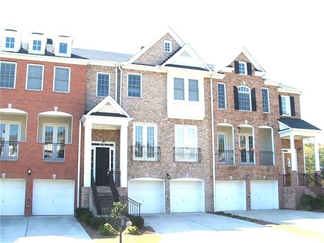 Photo - 3002 Montclair Cir SE Townhome