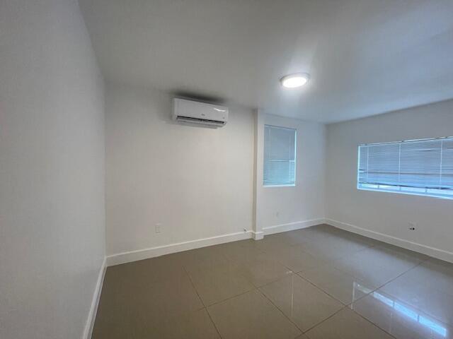 919 2nd St Unit 1