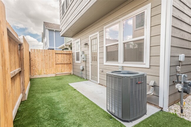 Photo - 5431 Camaguey St