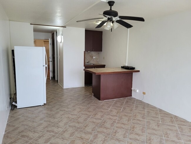 Building Photo - Beautiful Beach side Hanohano Hale Studio ... Rental
