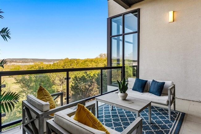 Photo - 5921 Hiline Rd Unidad 2304