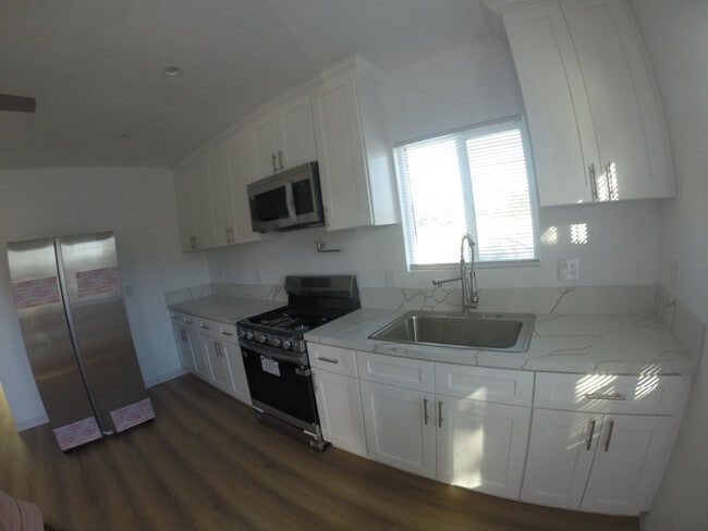 Photo - 6002 Hazelbrook Ave Unidad 1