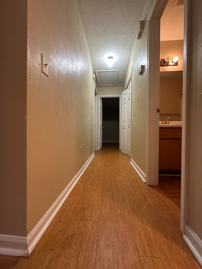 Photo - 1546 Merry Oaks Ct