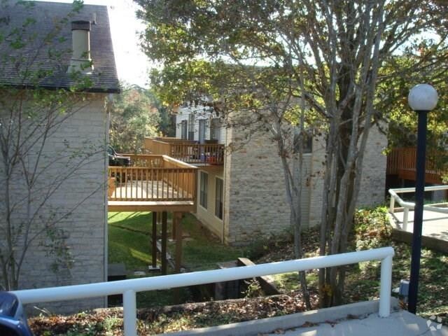 Building Photo - 7107 Silver Dale Dr Rental