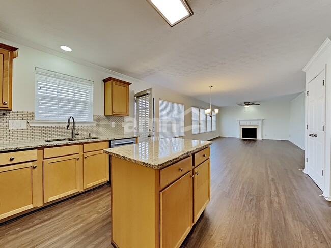 Photo - 872 Holly Meadow Dr