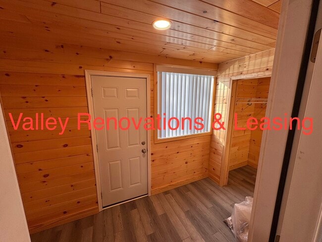 Cuarto de barro - 336 S Main St Unidad 336