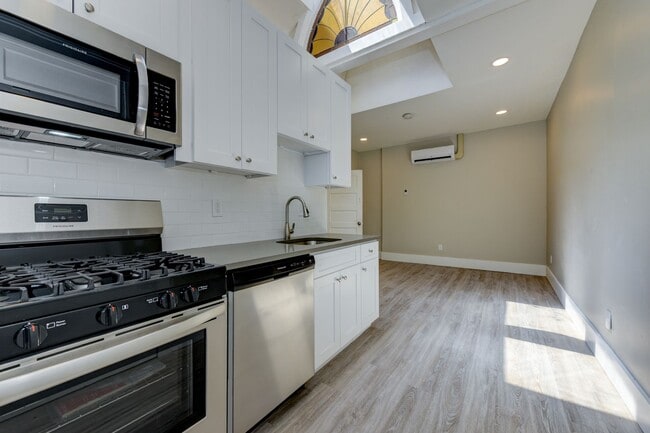 Photo - 1116 13th St Unit #4