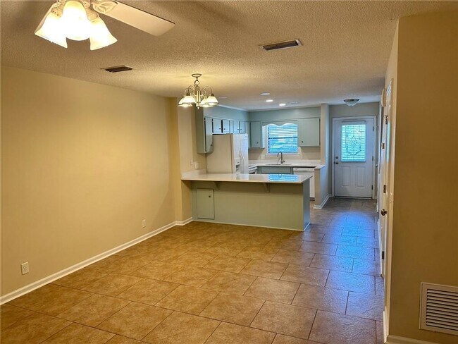 Photo - 104 Courtyard Villas Ln Unit A-1