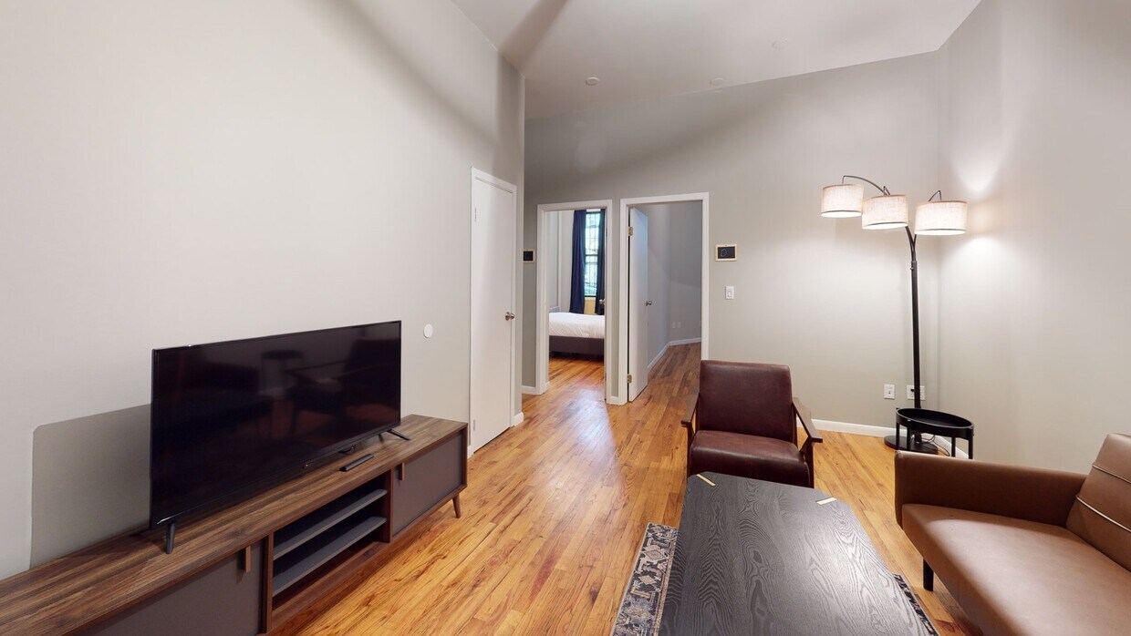 Photo - Private bedroom in 4 bed/2 bath Home