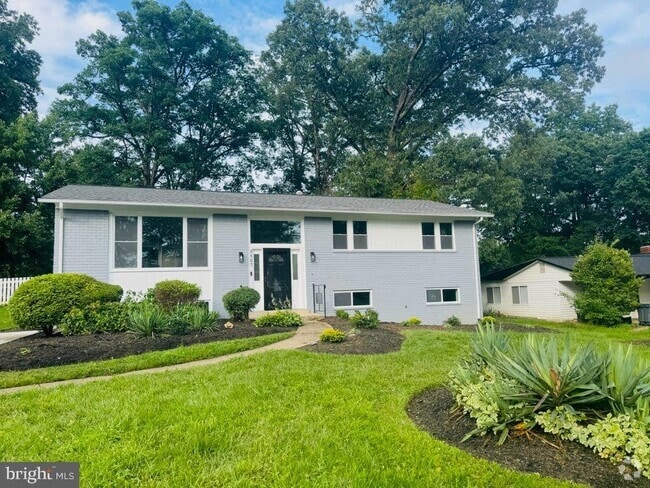 Building Photo - 5507 Kings Park Dr Rental