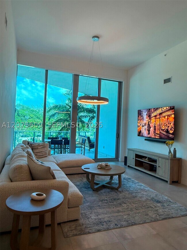 Building Photo - 701 N Fort Lauderdale Beach Blvd Unit 214