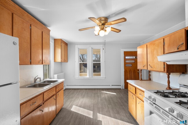 Photo - 48 Anderson St