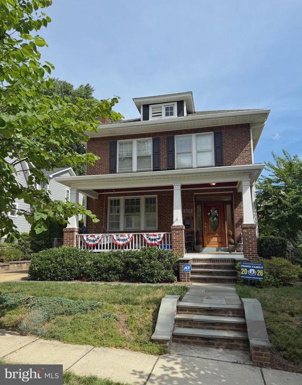 Photo - 109 W Maple St