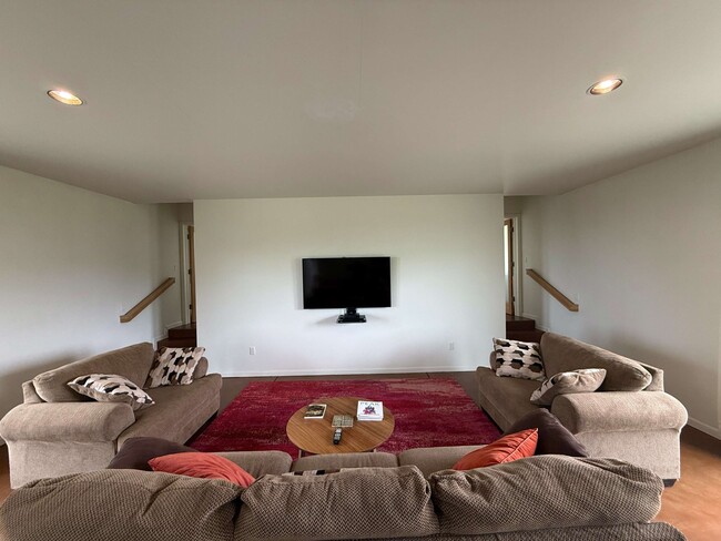 Photo - 2937 Lee Hill Dr