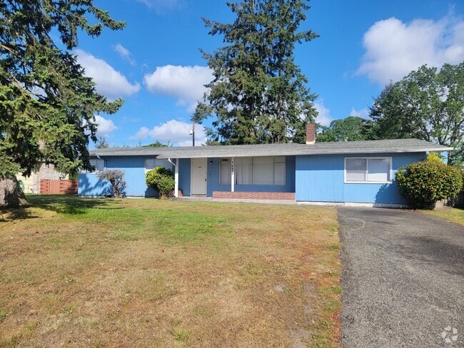 Building Photo - Affordable Lakewood 3 bedroom Rambler Rental