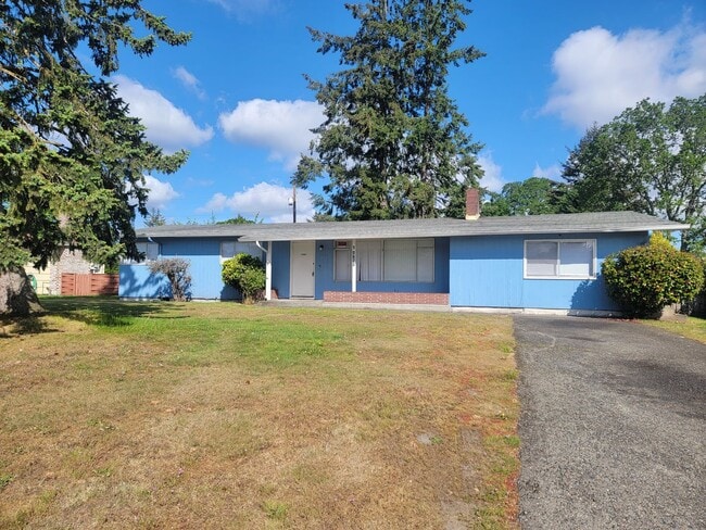 Affordable Lakewood 3 bedroom Rambler - Affordable Lakewood 3 bedroom Rambler House