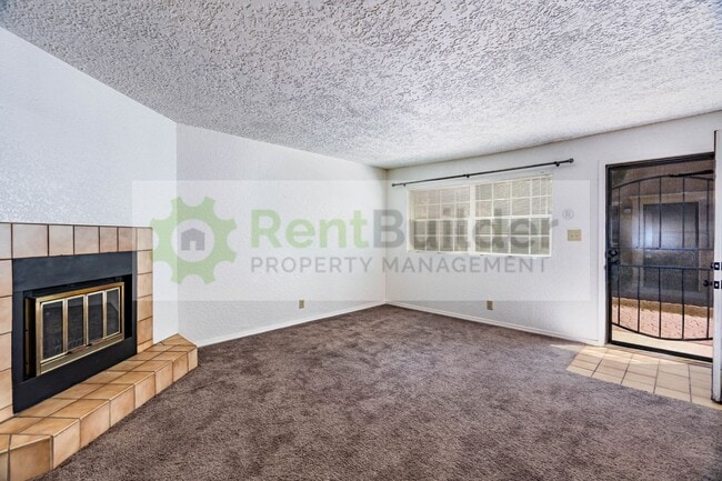 Photo - 6041 Sequoia Rd NW