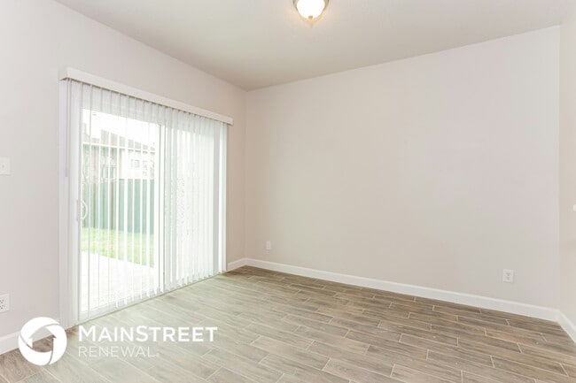 Photo - 1954 Pin Oak Ln