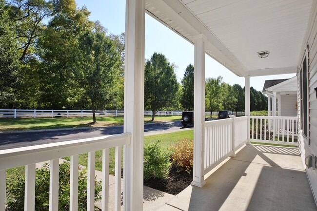 Photo - 1843 Canopy Ln