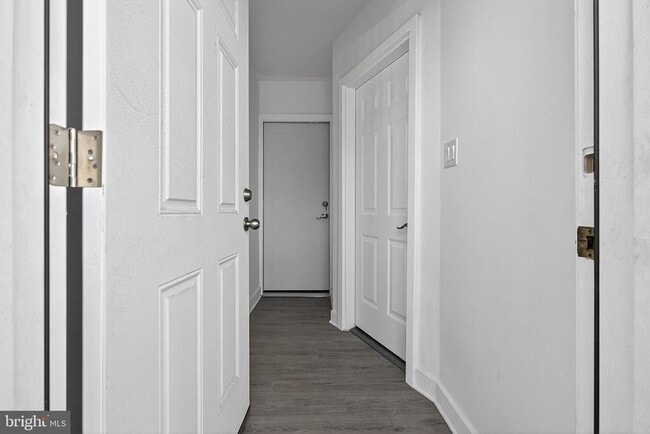 Photo - 1650 W Cheltenham Ave