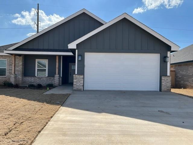 Building Photo - 7118 Phoenix Dr