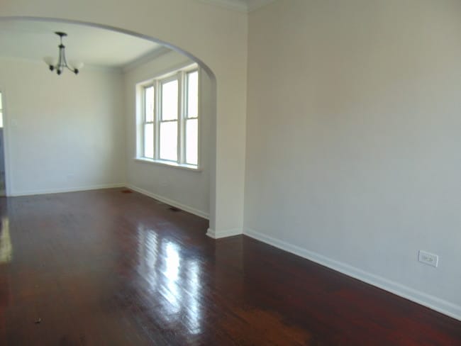 Photo - 1501 E 74th Pl Unidad 1