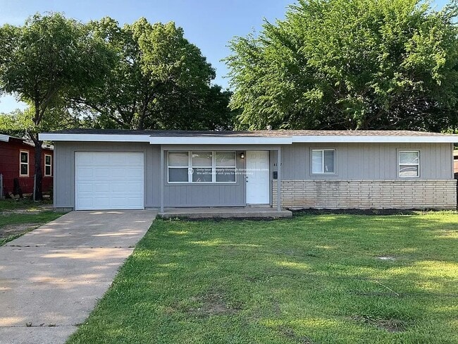 Building Photo - 4127 E Xyler St