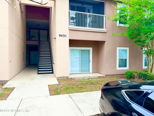 Building Photo - 9670 Amarante Cir Unit 3