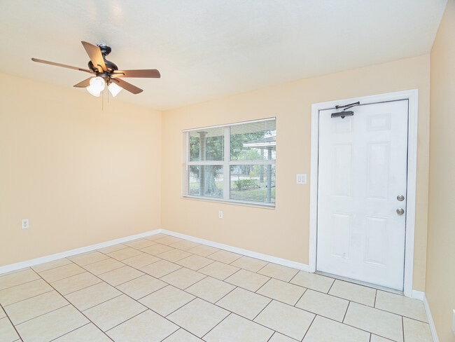 Photo - 733 Booker Ave Unit 733 Booker Ave 2