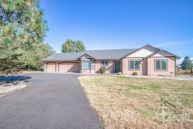 Photo - 516 NE 199th St