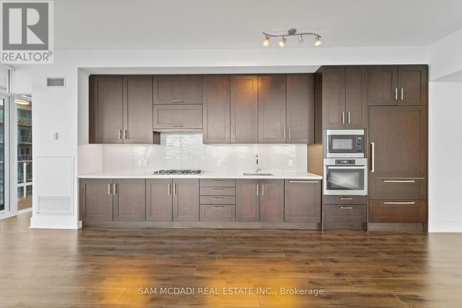 Photo - 29 Queens Quay E Unité 914