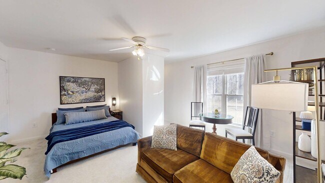 Photo - 2214 Conestoga Dr Unidad Furnished Studio