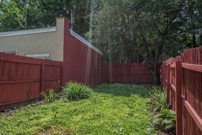 Photo - 512 E Fulton St