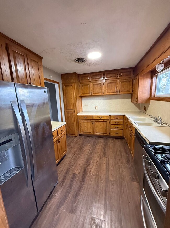 Photo - 3720 Old Jenny Lind Rd