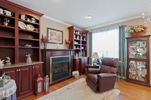 Photo - 18 Kentworth Ct