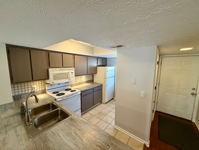 Photo - 701 New Horizon St Unidad 701