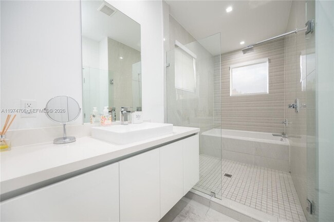 Photo - 10366 NW 68th Ter