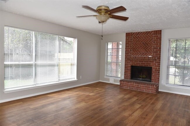 Photo - 12303 Glenmeadow Dr