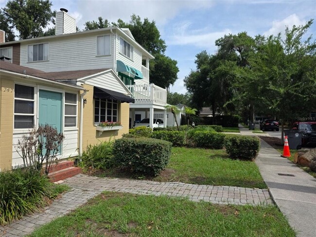Photo - 747 Maryland Ave