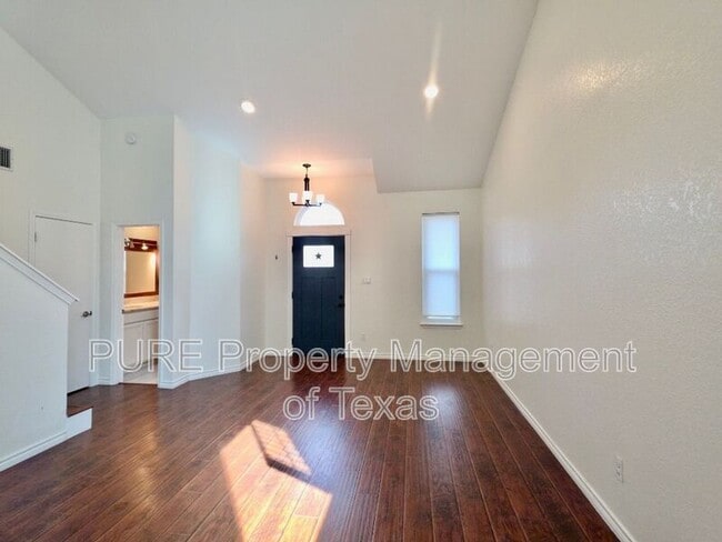 Photo - 7425 Dallas Dr