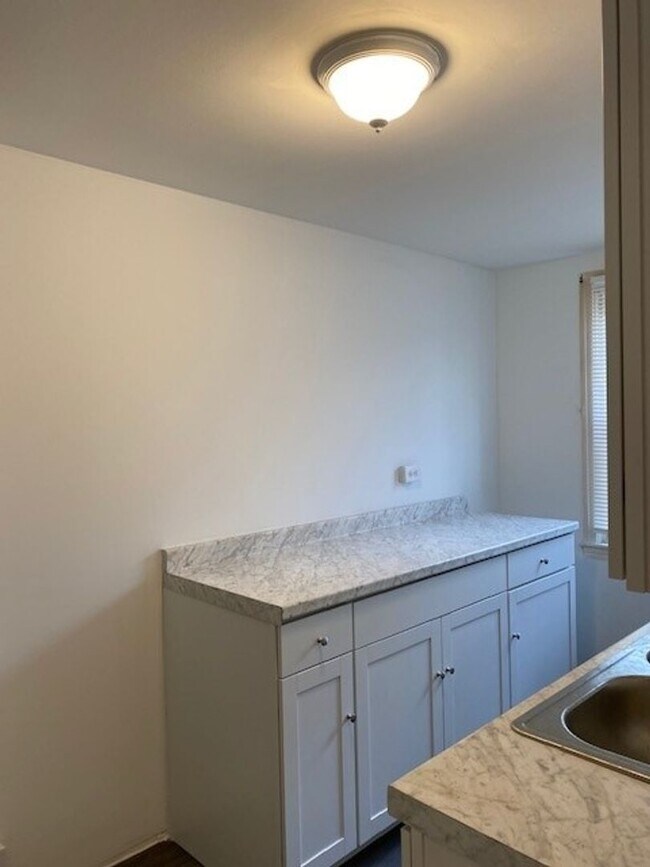 Photo - 2302 Kensington St