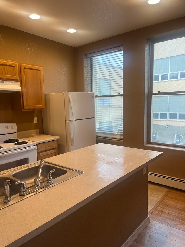 Photo - 219 S Washington St Unit A